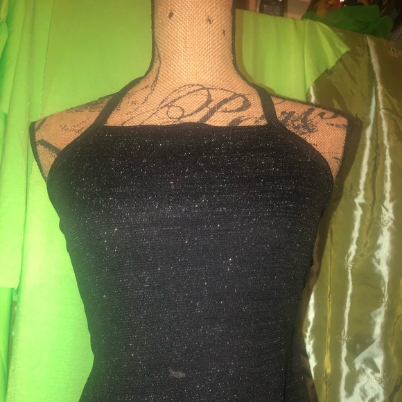 Sparkly Back out lace crop top💕 - Picture 2 of 3